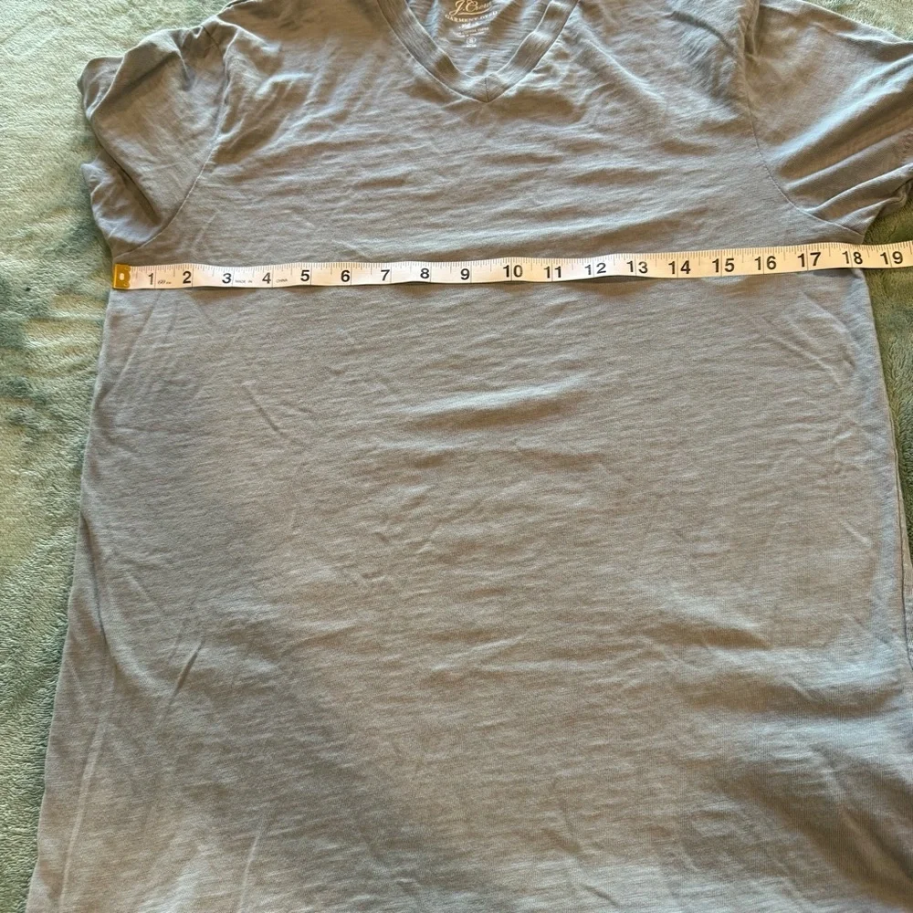 J.Crew Slim Fit V-Neck T-Shirt Gray Small Slub Cotton Casual